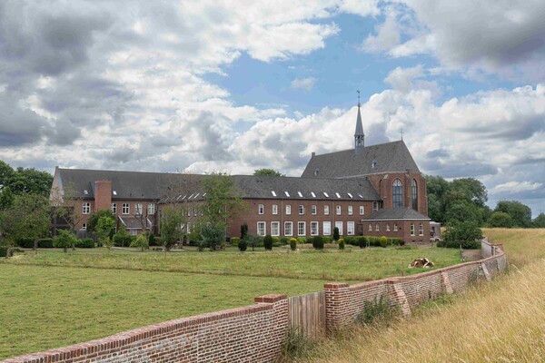 Klooster Sint Agatha ontvangt de Ridders van Gelre voor historische tentoonstelling