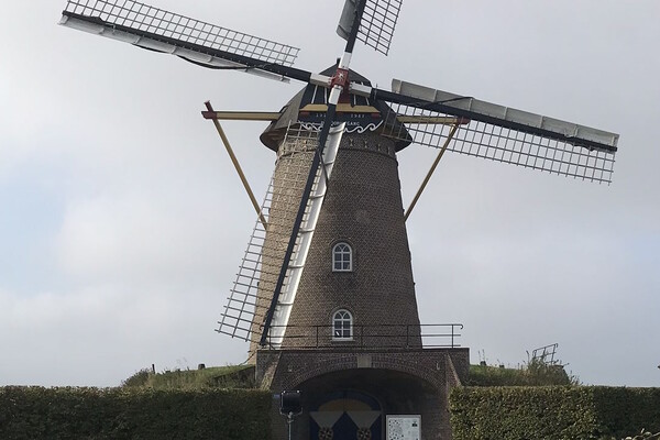 Molen 'De Vooruitgang' staat in rouwstand na overlijden molenaar