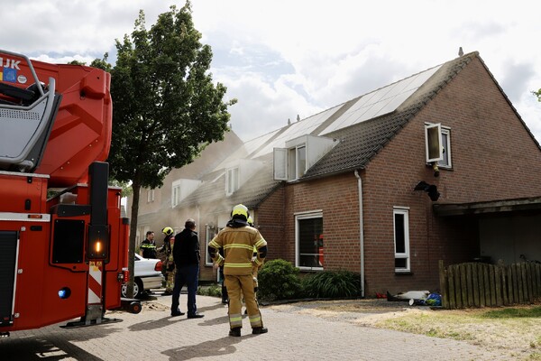 Woningbrand maakt huis onbewoonbaar, kind blijft ongedeerd