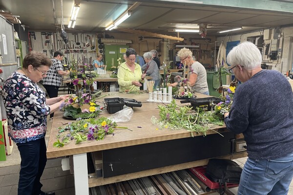 Workshops bloemschikken bij Hobby Centrum Mill