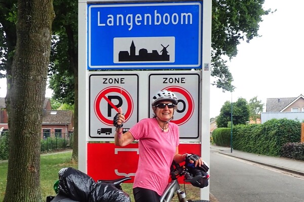 Zuid-Afrikaanse (59) fietste van Rome naar Langenboom
