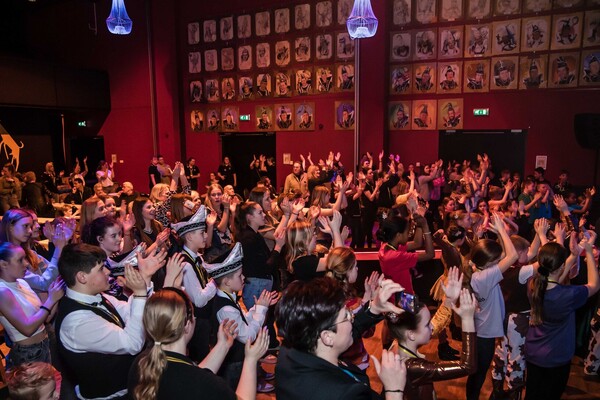 Zes dagen pronkzittingen en zittingen van Ut Gèrmelaand en De Foekepot in Mill