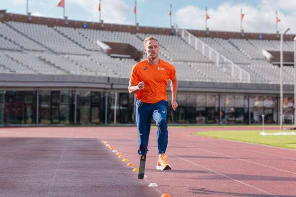 Atleet Levi Vloet uit Linden klaar voor WK para-atletiek in India