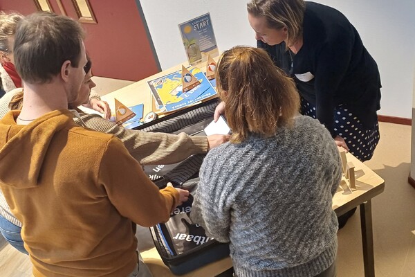 Biblioplus organiseert escaperoom over laaggeletterdheid: 'vaak weten mensen het goed te verbergen'