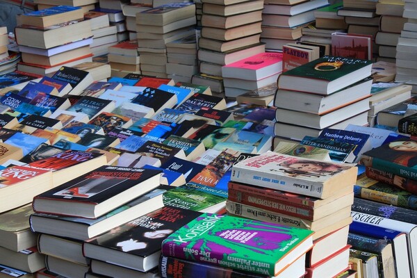 Boekenmarkt in Beugen biedt breed aanbod en bijzondere vondsten