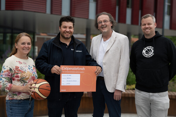 Bank sponsort 3x3-Clinic en Jubileum toernooi Basketbalclub Akros