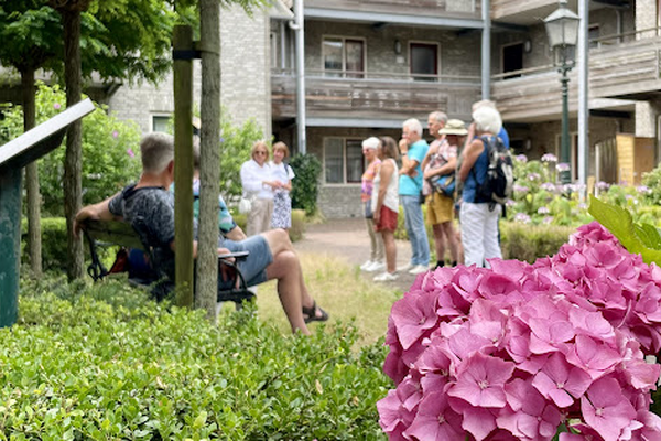 Historische stadswandeling door GRAVE met stadsgids in augustus en september