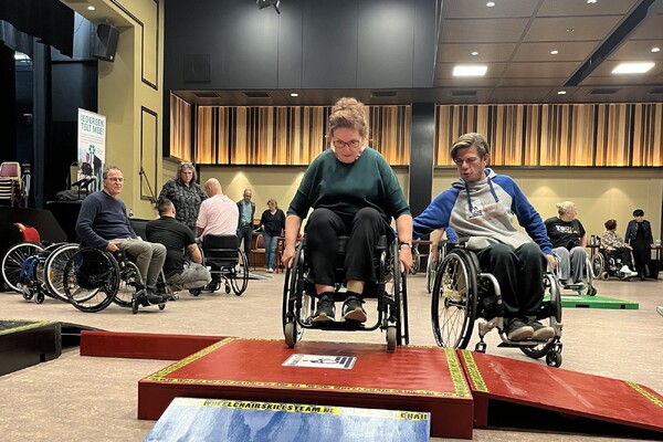 Wethouder Hendriks benadrukt belang rolstoelvaardigheidstraining in Land van Cuijk