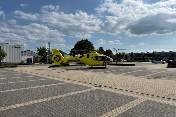 Man raakt zwaargewond bij beknelling op bedrijfsterrein Boxmeer