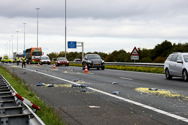 Friet op de weg zorgt voor vertraging op A73