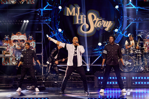 Tribute aan Michael Jackson en Bruno Mars in Myllesweerd Mill