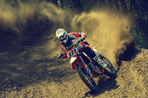 Herlings heerst in Kegums: twee zeges en één duidelijke boodschap