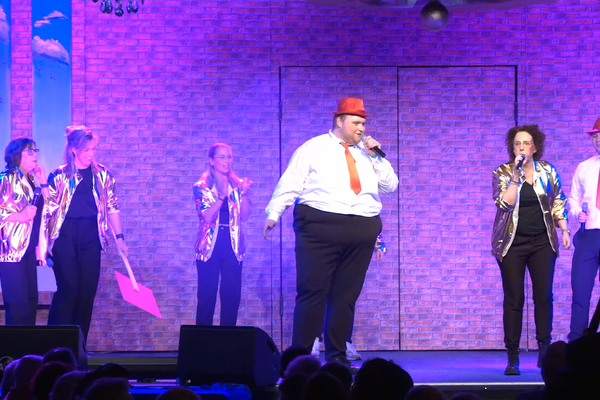 Pietje Anders wint liedjesfestival tijdens Prins & Schlagerpartij in Boxmeer