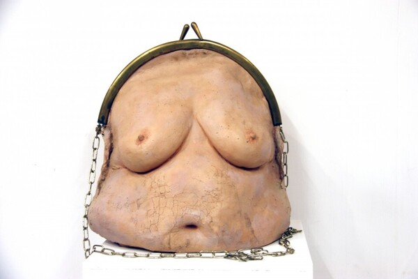 Kunstenaar uit Wanroij legt in sculpturen de kwetsbare mens vast