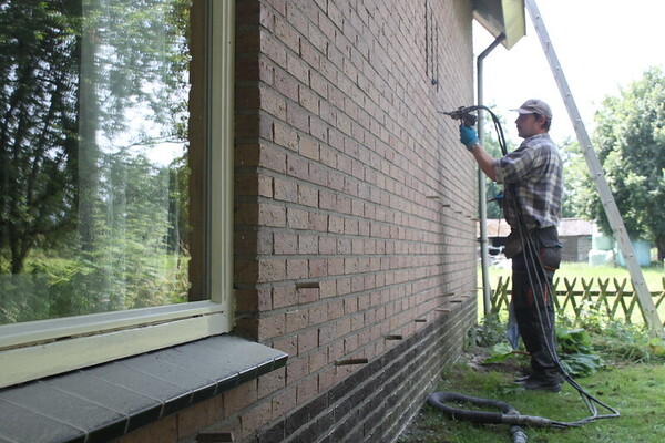 Gemeente start pilot om woningisolatie te versnellen ondanks beschermde diersoorten