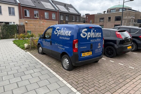 Twee bestelbusjes vernield in Cuijk, beloning uitgeloofd